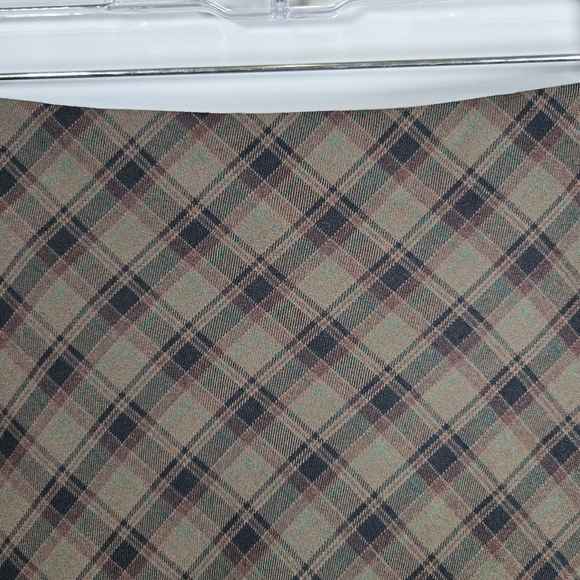 Le Lis Plaid Pencil Skirt - Brown and Black‎ - Picture 3 of 10